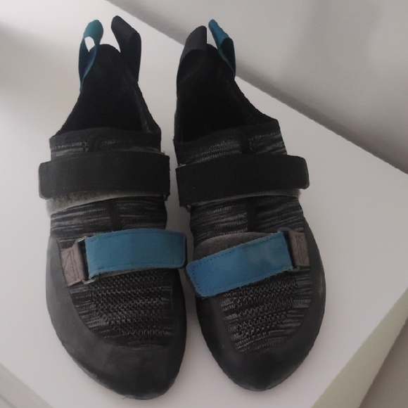 Black Diamond Climbing Shoes - Black and Gray - Picture 3 of 5